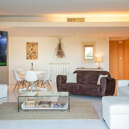 Διαμέρισμα Exclusive Seaview Penthouse W Terrace, Pool, & Gym *
